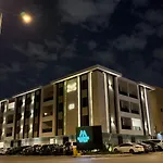 شقة غرفة و صالة حي العقيق دخول ذاتي