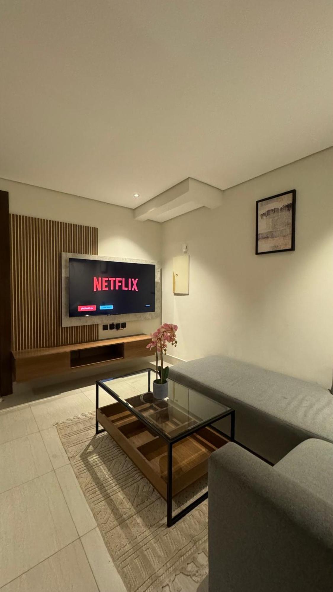 Apartment شقة غرفة و صالة العقيق دخول ذاتي